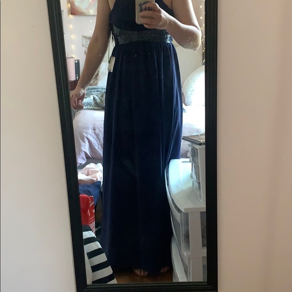NWT dark blue evening or prom dress. - Picture 4 of 4